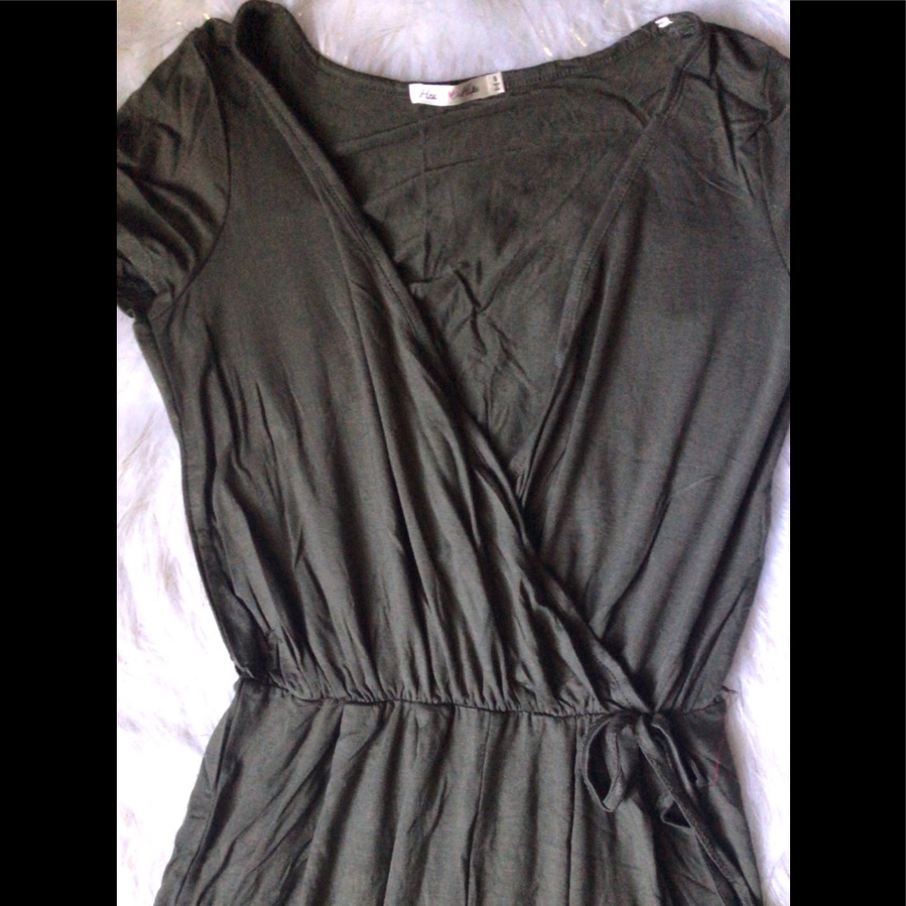 April Jumpsuit💕 - Picture 3 of 3